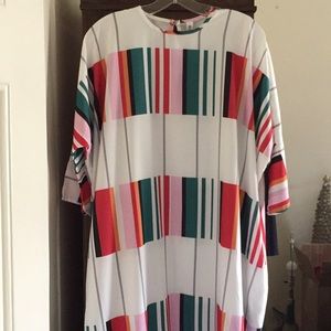 Eye catching flowing coverup dress